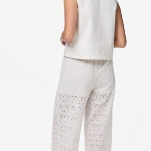 Pantalón troquelado