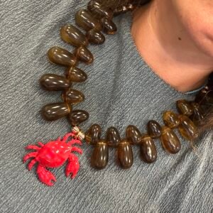 Collar crab
